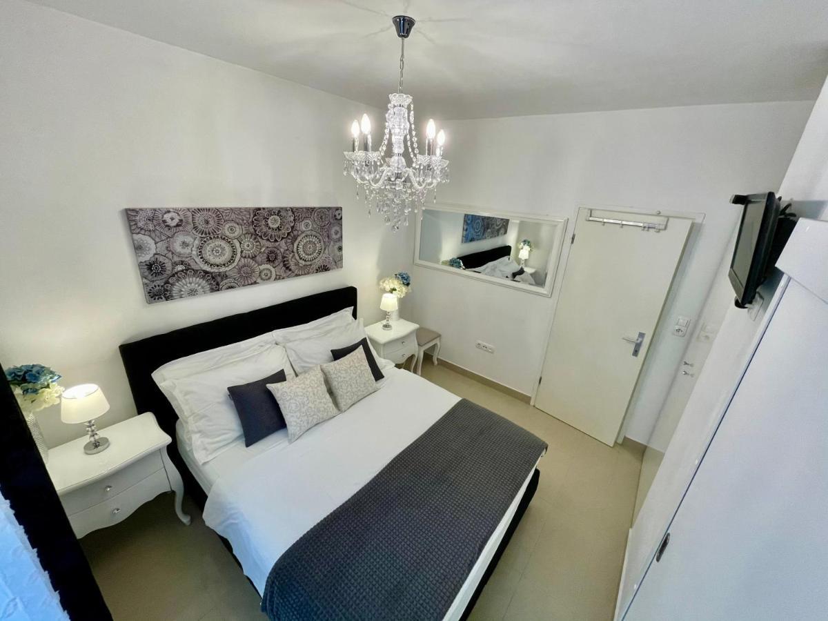 Central Square Guest House Zadar Exterior foto