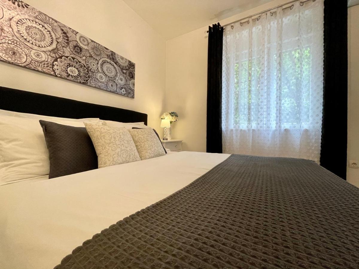 Central Square Guest House Zadar Exterior foto
